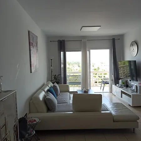 Ideal Famille Panoramic View Sale Lejlighed Larnaca